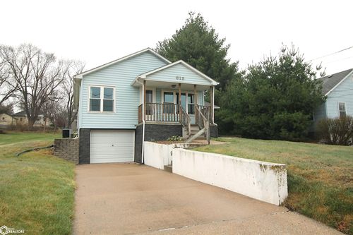 615 W Grant St, Clarinda, IA, 51632-2032 | Card Image