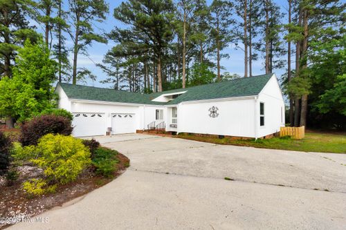 1106 Caracara Dr, New Bern, NC, 28560-7159 | Card Image