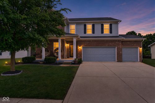5855 Commonview Dr, Mccordsville, IN, 46055-6264 | Card Image