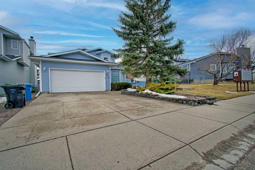 10316 Hidden Valley Dr Nw, Calgary, AB, T3A4Z6 | Card Image