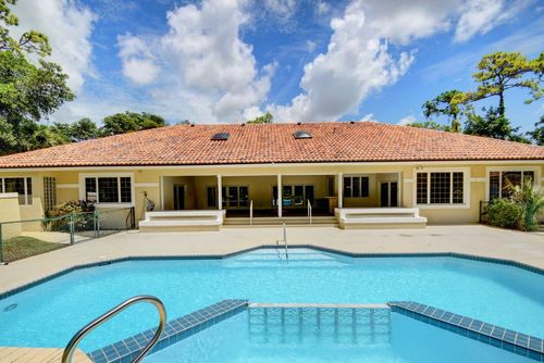 9033 Winding Woods Dr, Lake Worth, FL, 33467-2316 | Card Image