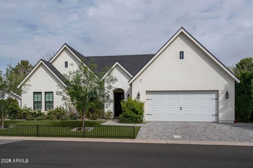 16 W Ocotillo Rd, Phoenix, AZ, 85013-1235 | Card Image
