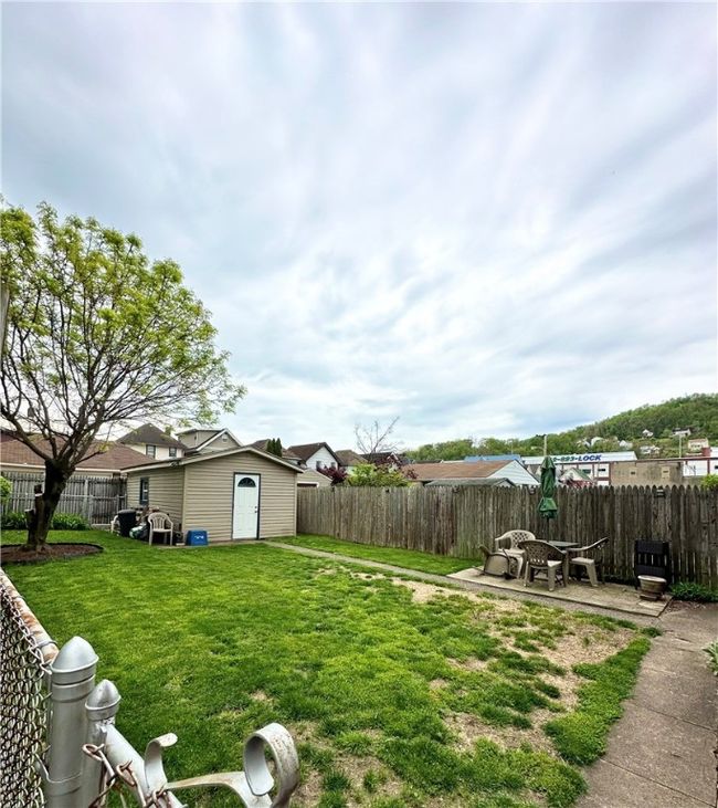 132 9th Street, Sold in Turtle Creek Zoocasa