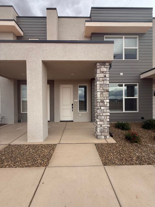 140-1076 E Malibu Ln, Washington, UT, 84780-3875 | Card Image