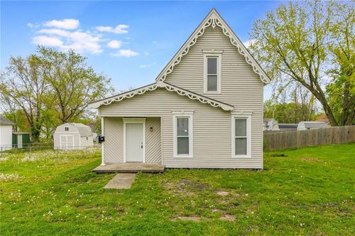 603 Center St, Lathrop, MO, 64465-9501 | Card Image