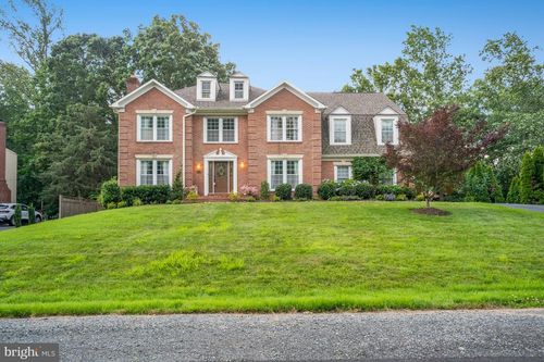 10115 Homar Pond Dr, Fairfax Station, VA, 22039-1650 | Card Image