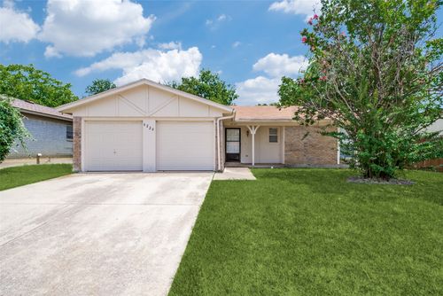 6220 Stardust Dr S, Watauga, TX, 76148-3234 | Card Image