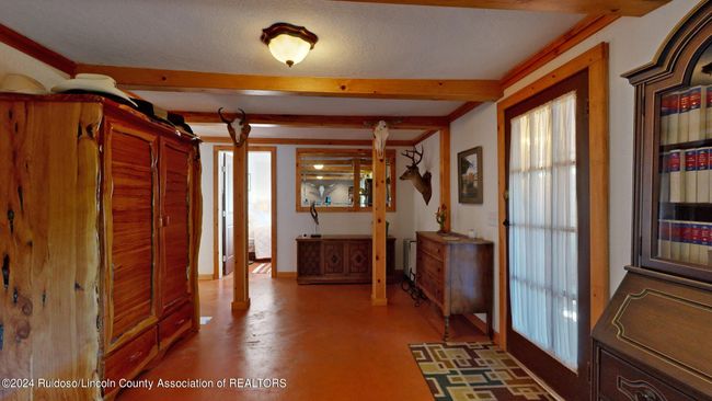 109 E 3 Rd St, House other with 3 bedrooms, 2 bathrooms and null parking in Capitan NM | Image 8