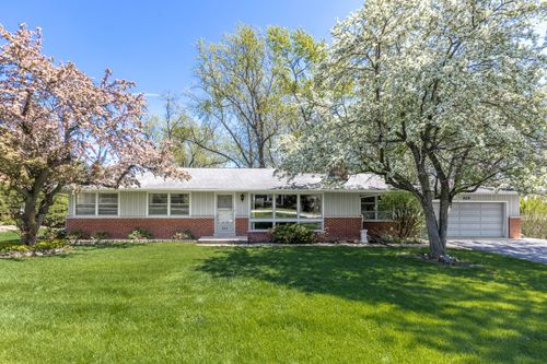 4S629 Radcliff Road, Naperville, IL, 60563 | Card Image