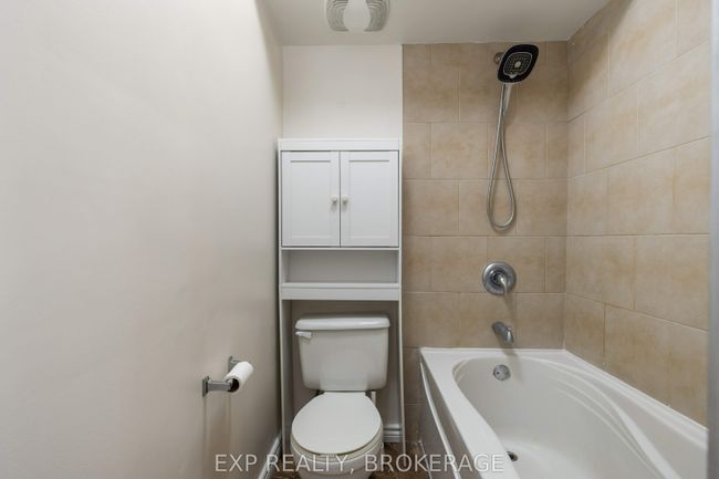 212 - 573 Armstrong Rd, Condo with 2 bedrooms, 1 bathrooms and 1 parking in Kingston ON | Image 20