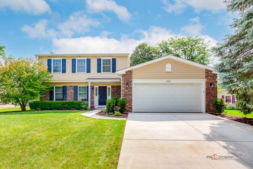 252 Nita Ln, Libertyville, IL, 60048-3614 | Card Image