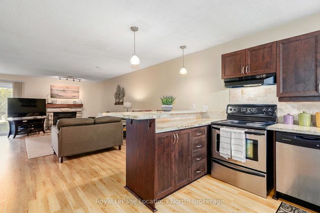 440 Oxbow Cres, Condo with 3 bedrooms, 2 bathrooms and 1 parking in Collingwood ON | Image 8