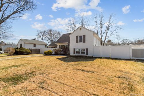 58 Saddle Ln, Centereach, NY, 11720-2512 | Card Image
