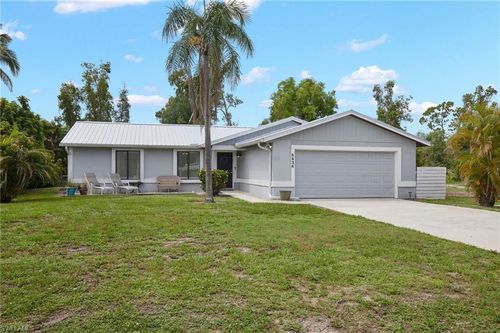 8436 Cypress Dr N, FORT MYERS, FL, 33967-5249 | Card Image