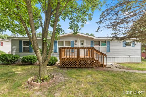 87-1133 Yeomans St, Ionia, MI, 48846-1900 | Card Image