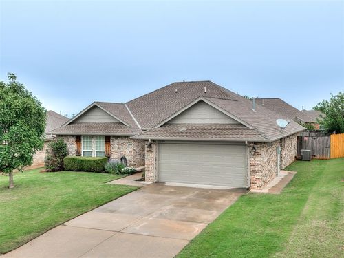 7026 Cherokee Lndg, Warr Acres, OK, 73132-5917 | Card Image