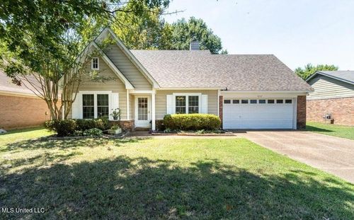 5537 Kentwood Drive, Horn Lake, MS, 38637 | Card Image