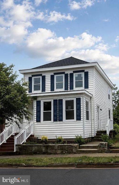 822 Lafayette Blvd, FREDERICKSBURG, VA, 22401-5615 | Card Image