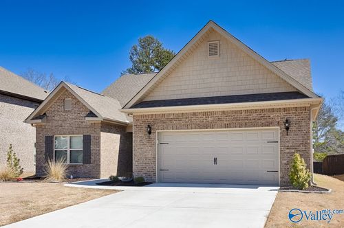121 Gander Cir, Owens Cross Roads, AL, 35763-5405 | Card Image