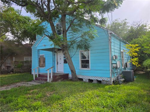 1011 S Alameda St, Corpus Christi, TX, 78404-3277 | Card Image