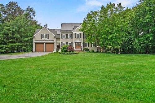 1 Pondview, Salisbury, MA, 01952-2645 | Card Image