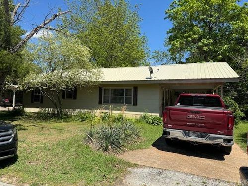 1108 S Park St, Pocahontas, AR, 72455-3833 | Card Image