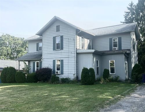 574 Spring St, Struthers, OH, 44471-1228 | Card Image