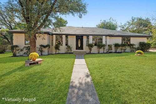 303 S Ridge Cir, Georgetown, TX, 78628-8210 | Card Image