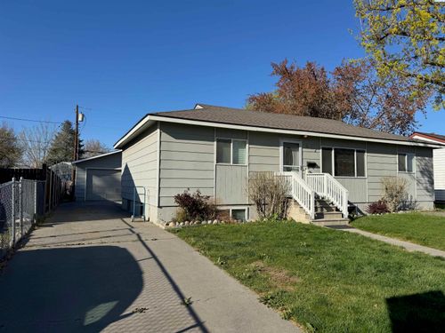 612 Blue St, Richland, WA, 99354-2212 | Card Image