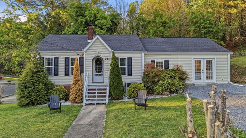 720 Vernon Ave, Dalton, GA, 30720-4167 | Card Image