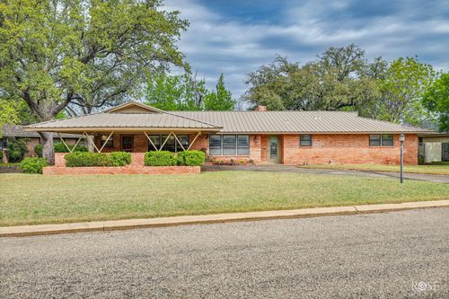 2504 Douglas Dr, San Angelo, TX, 76904-5447 | Card Image
