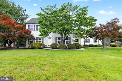 9 Paddock Dr, Lawrenceville, NJ, 08648-1566 | Card Image