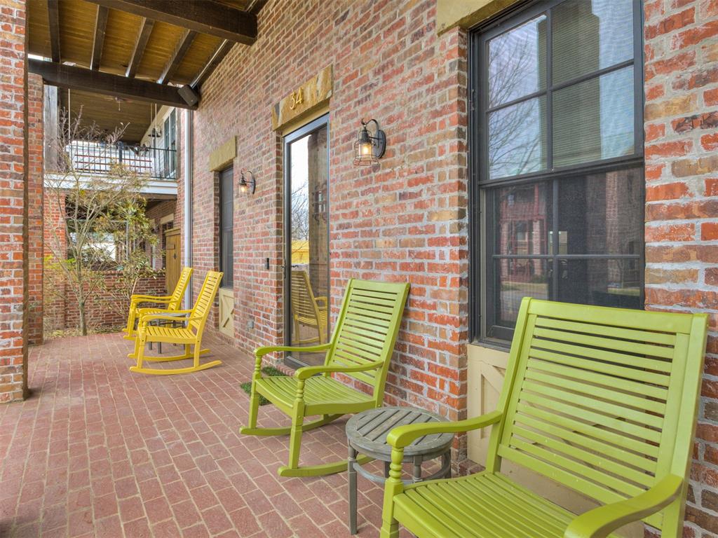 Residential in Carlton Landing 2