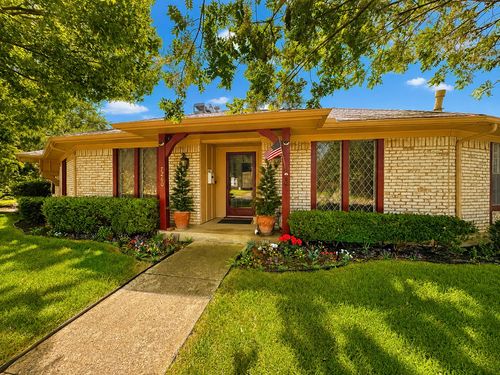 7260 Alto Caro Drive, Dallas, TX, 75248 | Card Image
