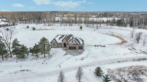 68651 Lake Angela Pointe, Richmond, MI, 48062-5627 | Card Image