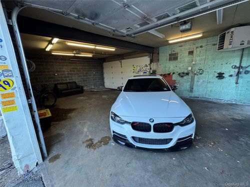 468 Jerusalem Ave, Uniondale, NY, 11553-2500 | Card Image