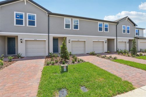 16390 Bird Of Paradise Ave, CLERMONT, FL, 34714-7404 | Card Image