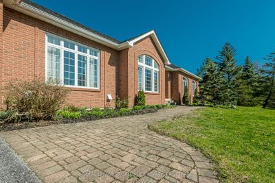 651 Woodland Pl, House other with 4 bedrooms, 4 bathrooms and 6 parking in Kingston ON | Image 3