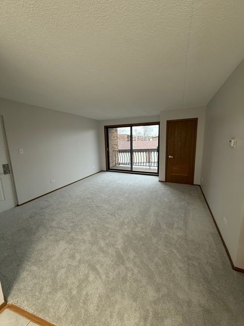 apt-2c-17525 71st Ct, Tinley Park, IL, 60477-3387 | Card Image