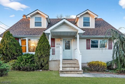 2114 W Camplain Rd, Manville, NJ, 08835-1662 | Card Image