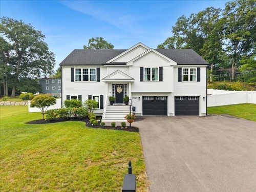 29 Phyllis Rd, Taunton, MA, 02780-2839 | Card Image