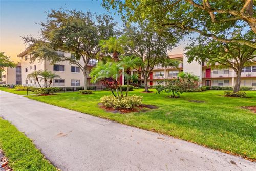 103p-13350 Sw 1st St, Pembroke Pines, FL, 33027-2077 | Card Image