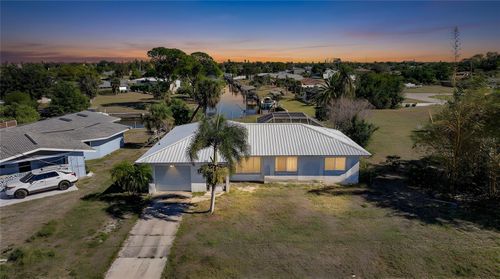 157 Deerfield Ave Ne, PORT CHARLOTTE, FL, 33952-8141 | Card Image