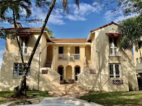 apt-2-902 Salzedo St, Coral Gables, FL, 33134-2824 | Card Image