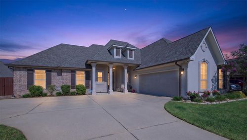 343 Camelback Dr, Bossier City, LA, 71111-5185 | Card Image