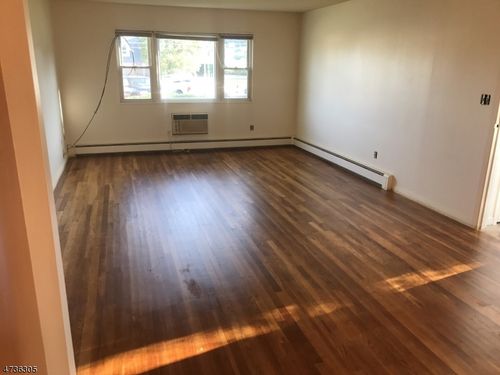 apt-66-680 State Route 15 S, Lake Hopatcong, NJ, 07849-2047 | Card Image