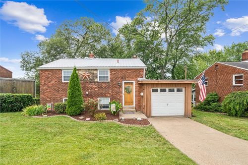 358 Lebanon School Rd, West Mifflin, PA, 15122-2516 | Card Image