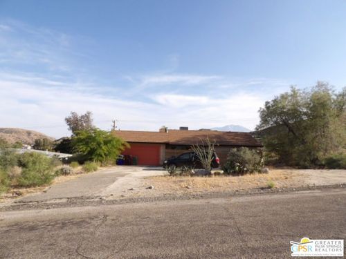 49017 Hibiscus Dr, Morongo Valley, CA, 92256 | Card Image