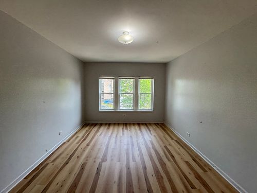 2-3801 W Thomas St, Chicago, IL, 60651-3852 | Card Image