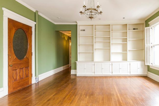 web_living built ins.jpg | Image 4